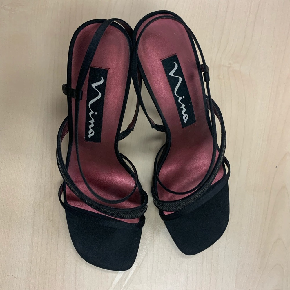 Nina Gwenda Black Crystal